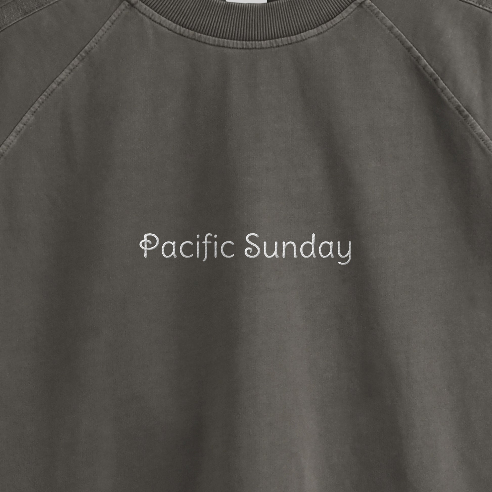 ピグメント加工ロングスリープTシャツ charcoal image